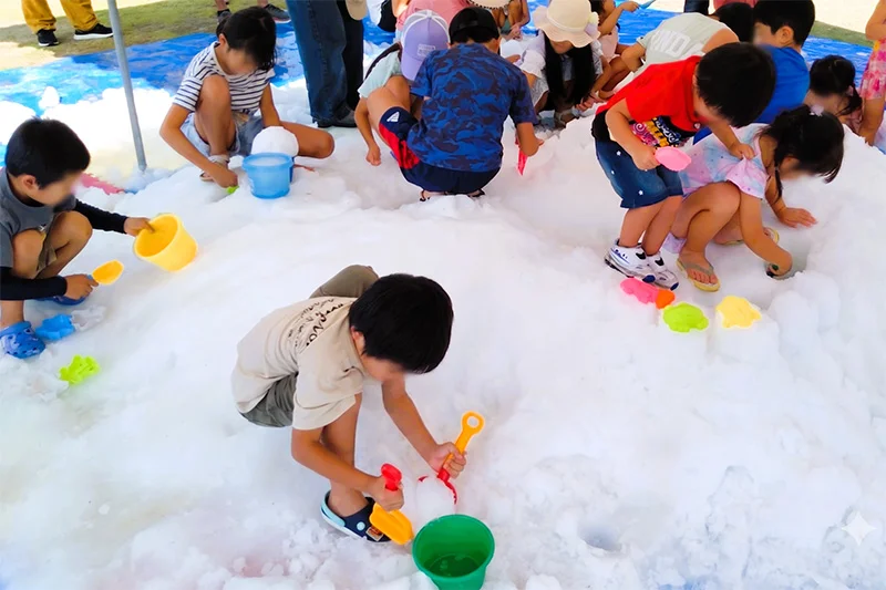 真夏の雪遊び（イメージ）